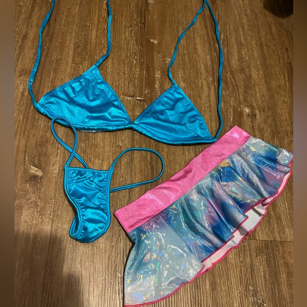 Brand New 3 Piece Mini Skirt Bikini Outfit